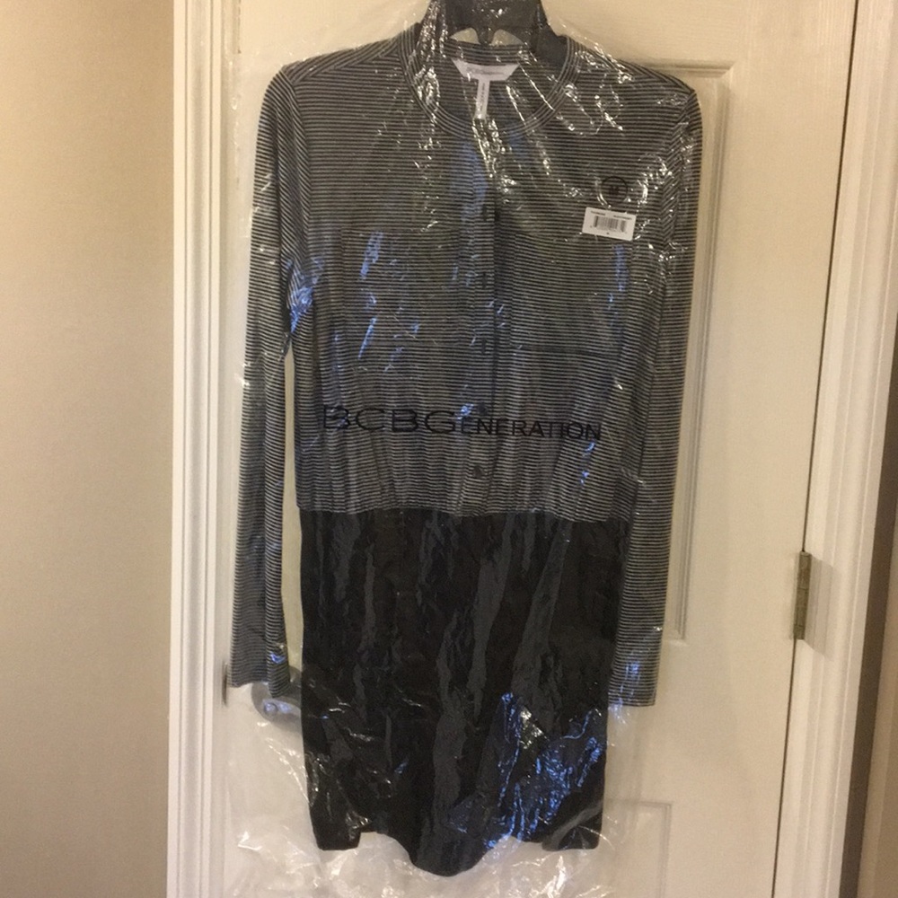 BCBGeneration Romper long sleeve navy stripes - Picture 6 of 8